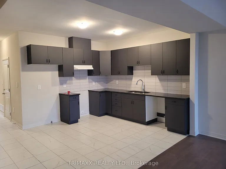 178 Middleton St — Photo 4