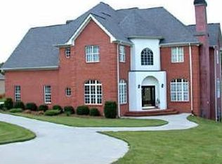 134 Castlewood Rd, Tyrone, GA 30290