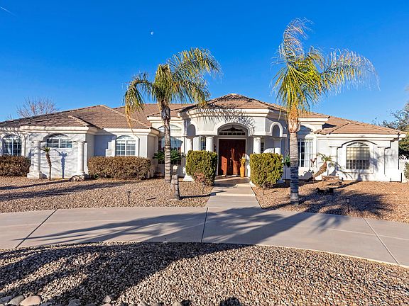 2nd image of 39764 N Country Ln