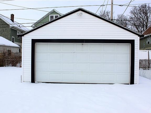 2nd image of 40 Kimmel Ave