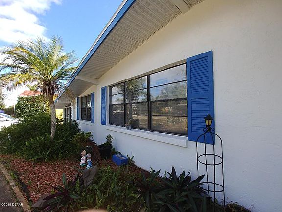 2nd image of 212 Essex Dr