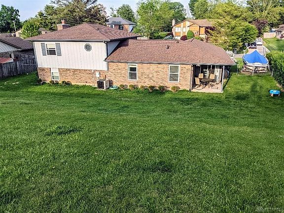 4th image of 65 Hawthorne Glen Trl