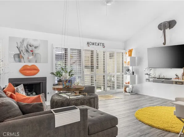 2455 Via Sonoma APT A, Palm Springs, CA 92264