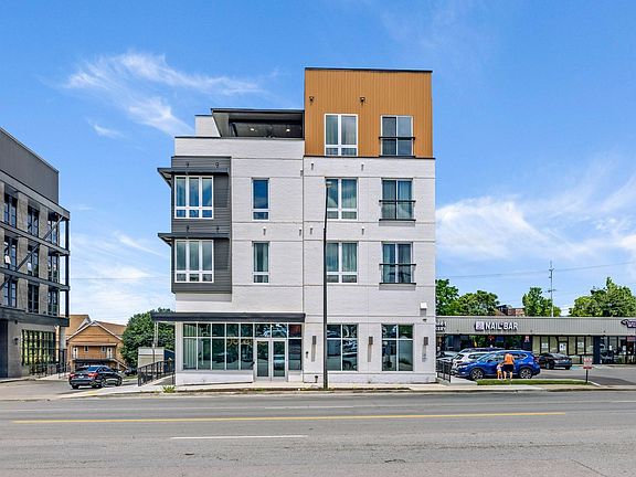 2nd image of 815 Main St #103