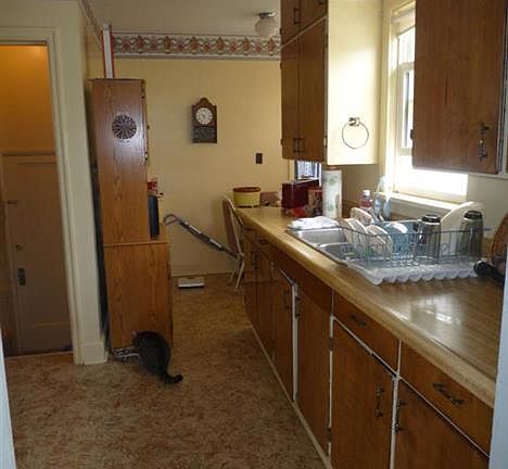 5th image of 1424 8th Ave
