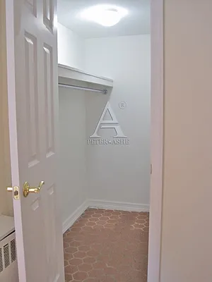 Rented by Peter Ashe | media 6