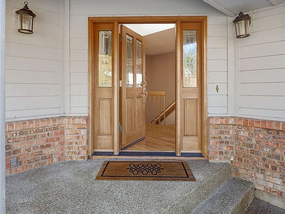 4th image of 2917 86th Avenue Ct NW