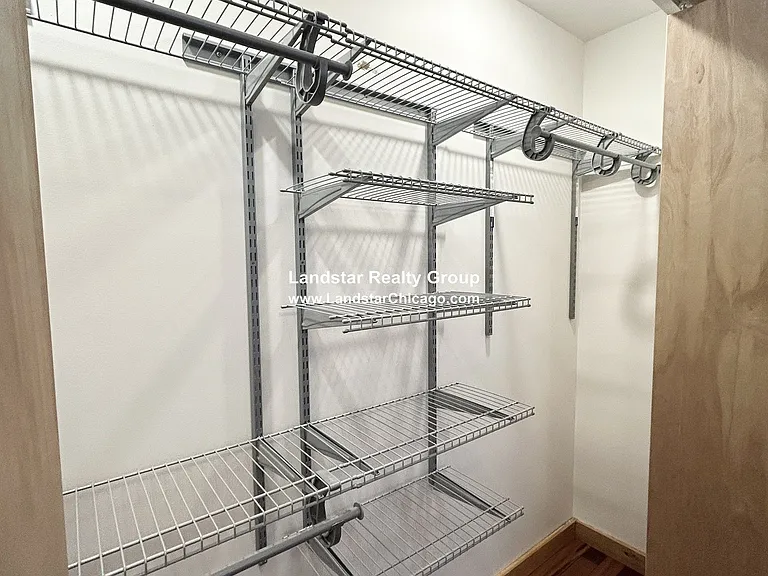 4611 S Ellis Ave #206 — Photo 9