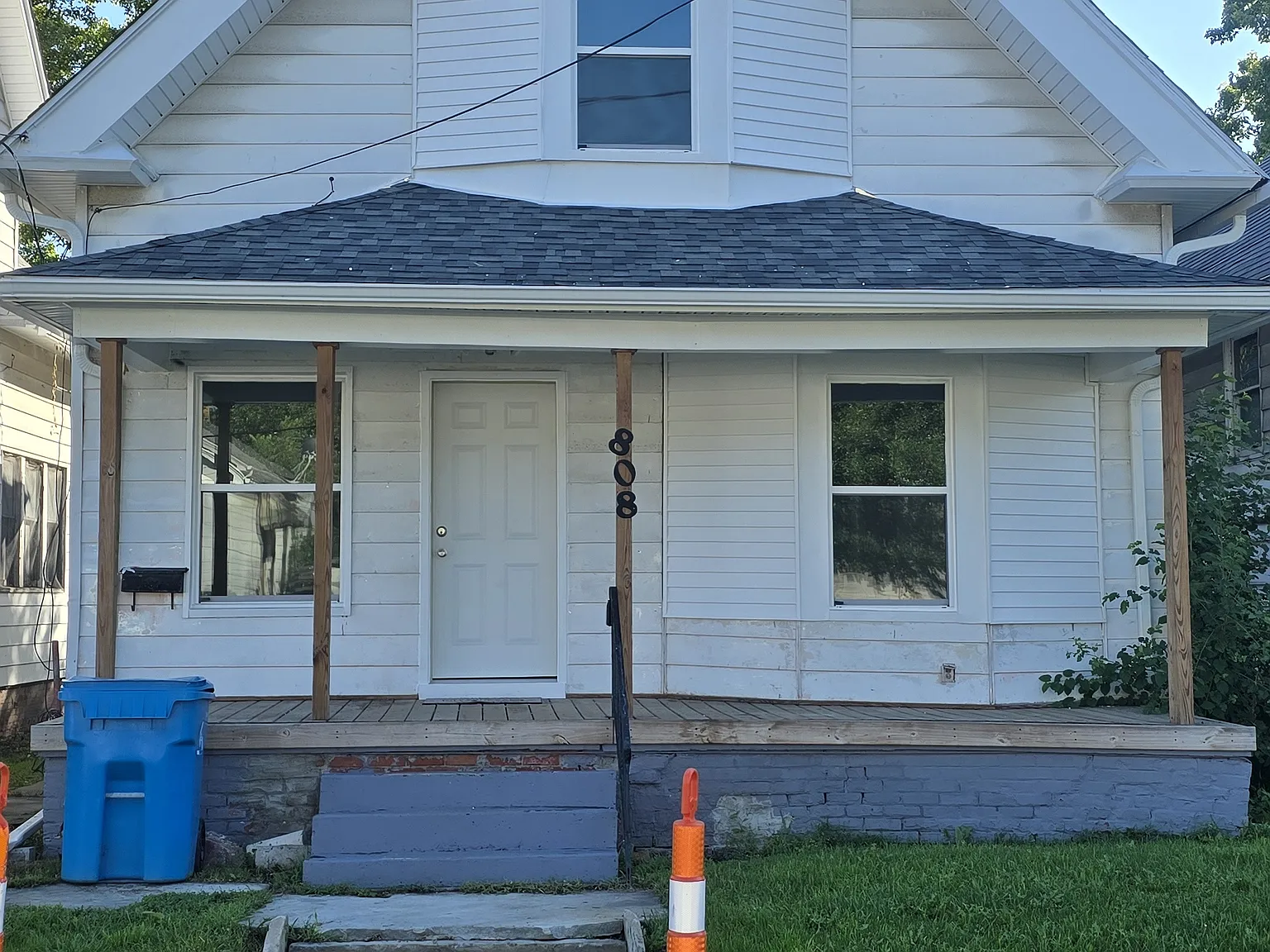 3 bed, $1,000 — Photo 1