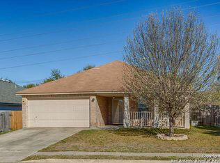 7623 Avery Rd, Live Oak, TX 78233