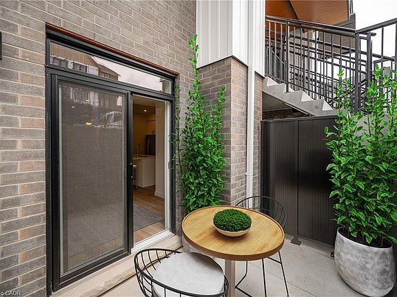 4th image of 824 Woolwich St #120