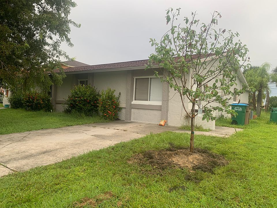 1st image of 1105 SW 48th Ter #B