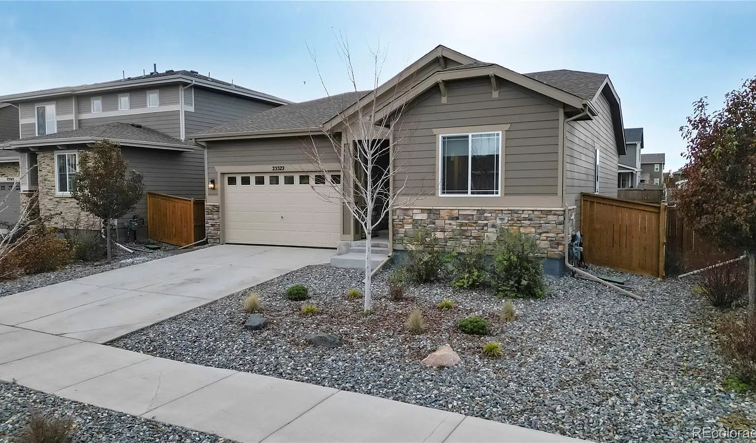 3 bed, 1423 sqft, $3,100 — Photo 2