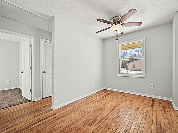4th image of 4223 N Virginia Ave
