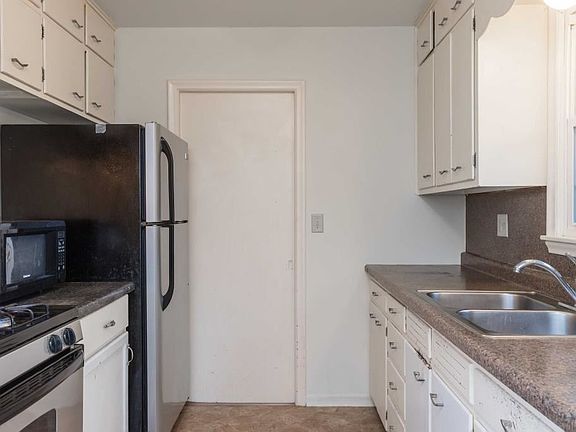 4th image of 1644 Abell St