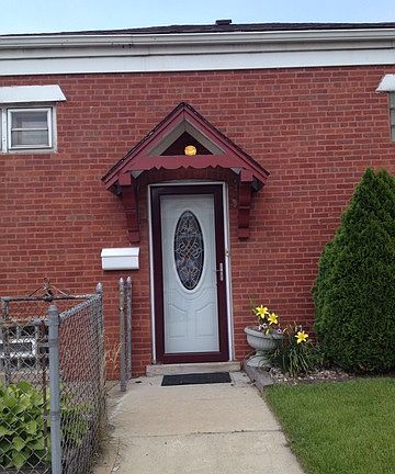 3rd image of 10458 S Avenue O