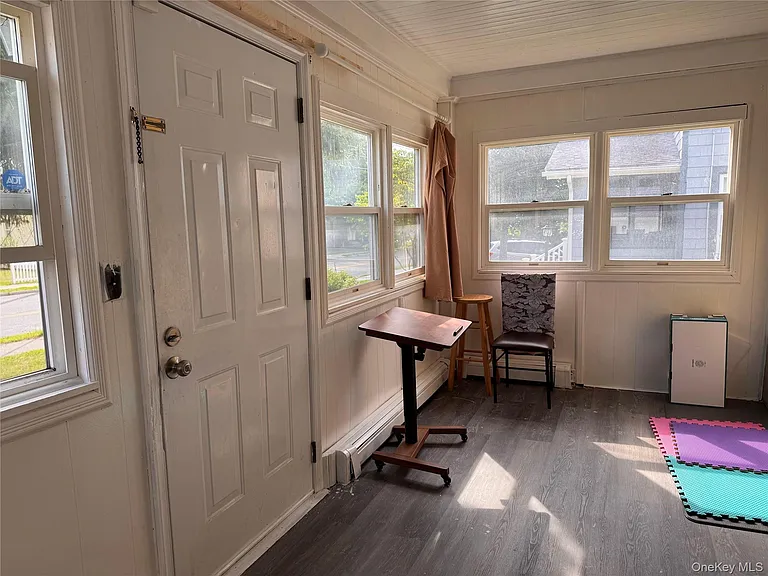 109 Lake Ave — Photo 12