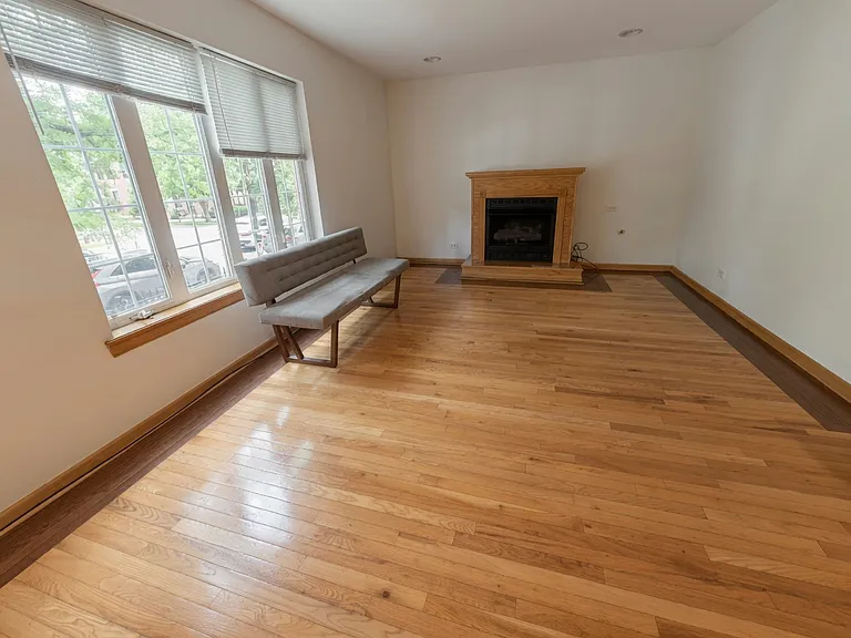 2836 N Damen Ave #2 — Photo 34
