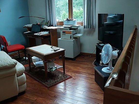 4th image of 114 Ivy Ln