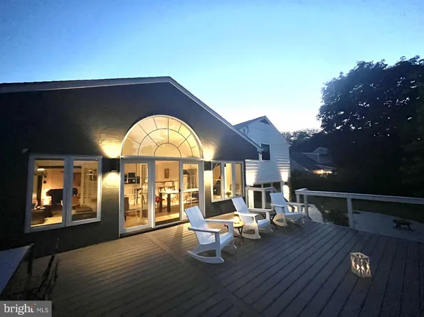 1935 Stone Ridge Ln, Villanova, PA 19085