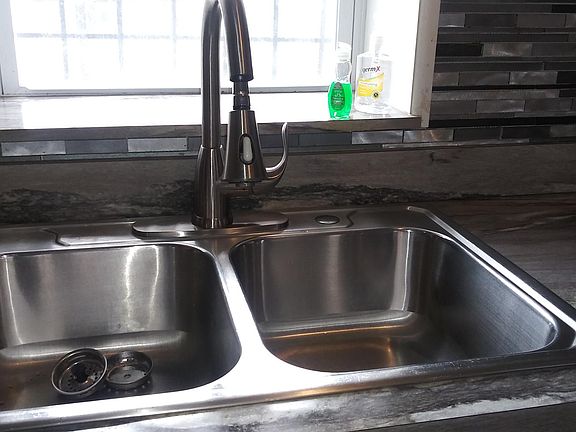 3rd image of 800 Elmwood Ave