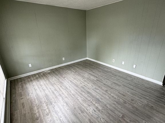 5th image of 1006 N 4th St #10957115