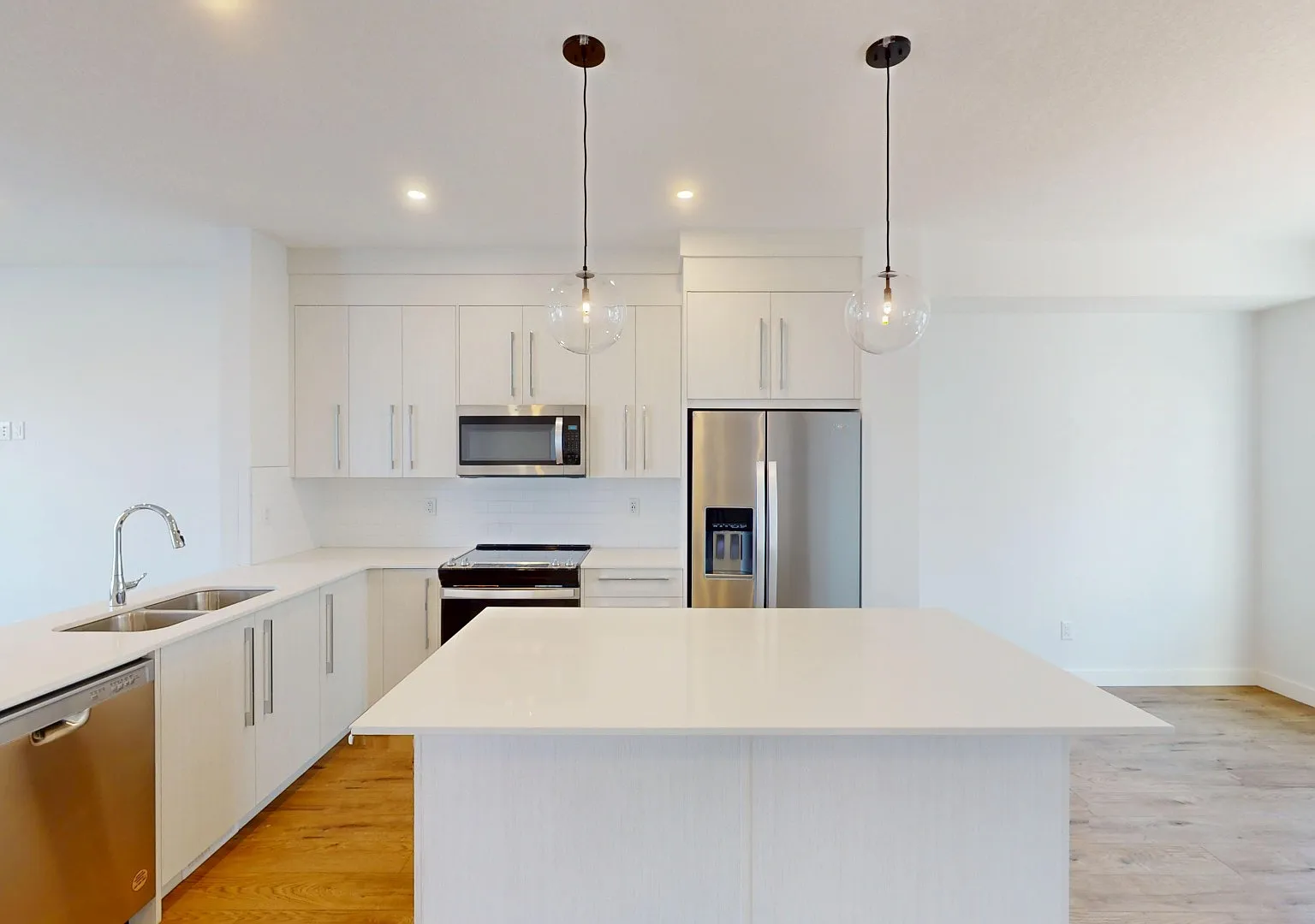 1004 - 280 Chelsea Road — Photo 4