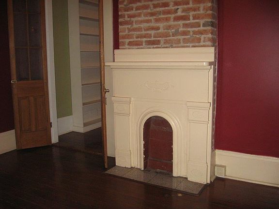 4th image of 532-34 Pacific Ave