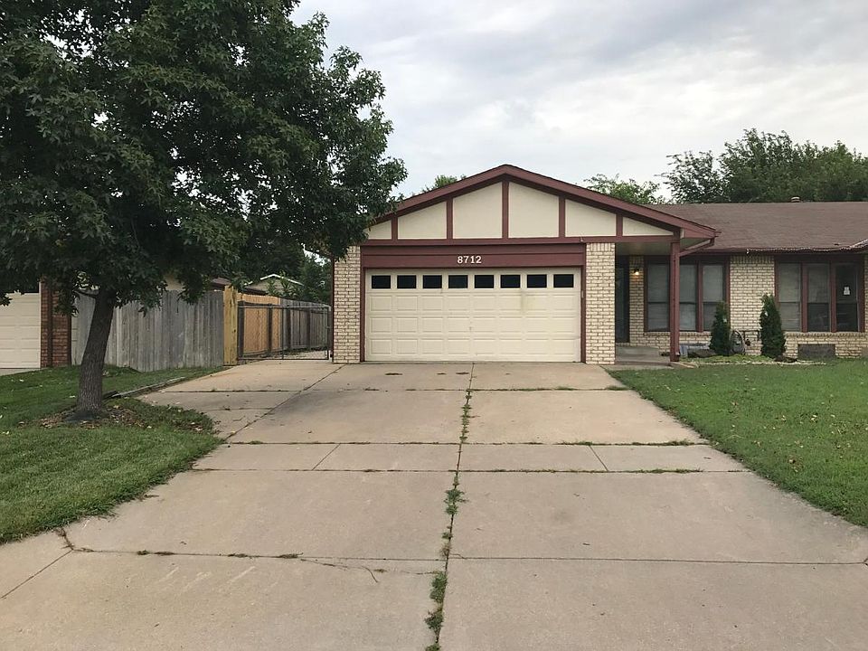 2 Car Garage 3rd Car parking