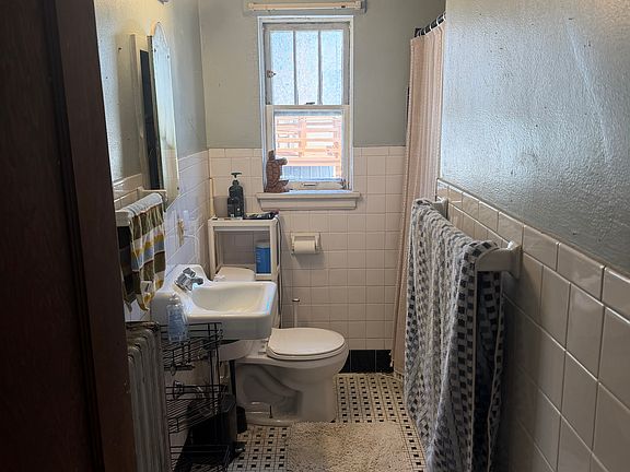 5th image of 1207 Williamson St #2