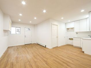 1016 E 222nd St, Bronx, NY 10469