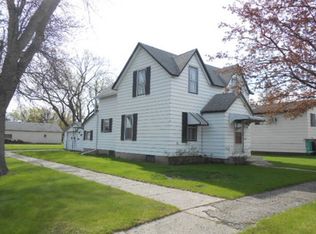 324 10 1/2 St N, Wahpeton, ND 58075