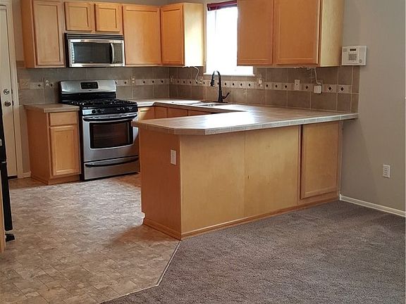 4th image of 4517 152nd Avenue Ct E