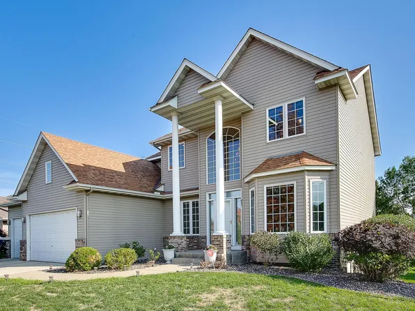 3111 98th Ave N, Brooklyn Park, MN 55443