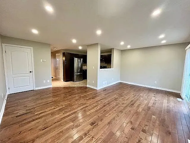422 Sales Dr — Photo 9