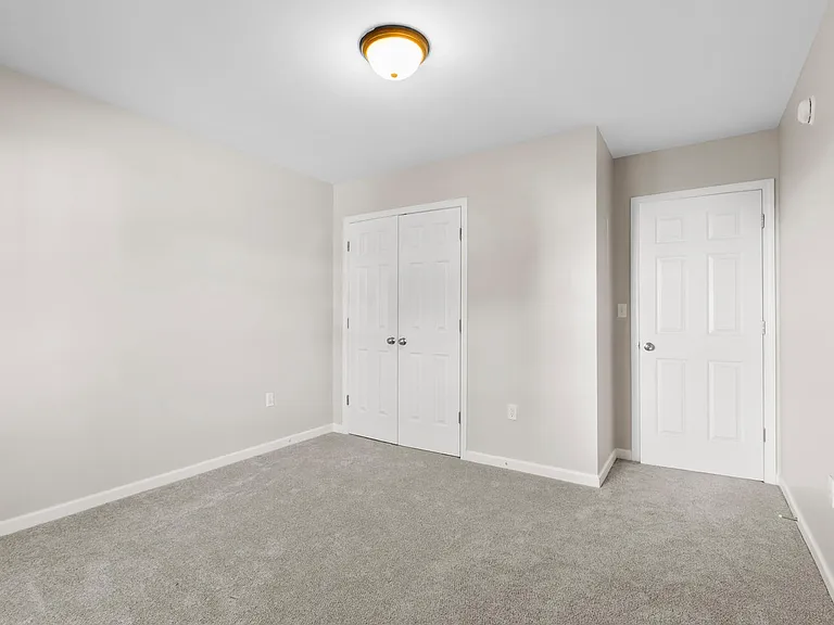 55 Thea Ln — Photo 26