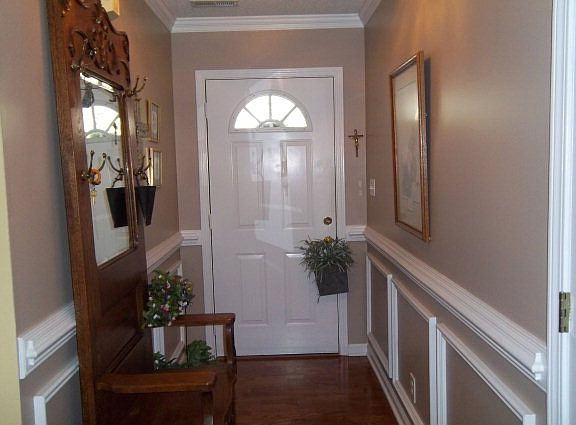 5th image of 618 Hidden Creek Cir