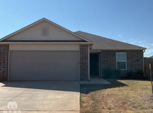 11520 Ruger Rd, Yukon, OK 73099
