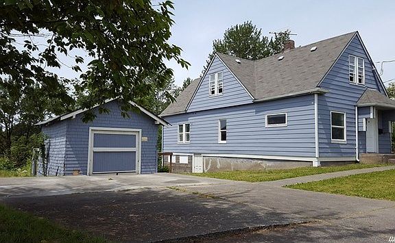 2nd image of 2530 S Grant Ave