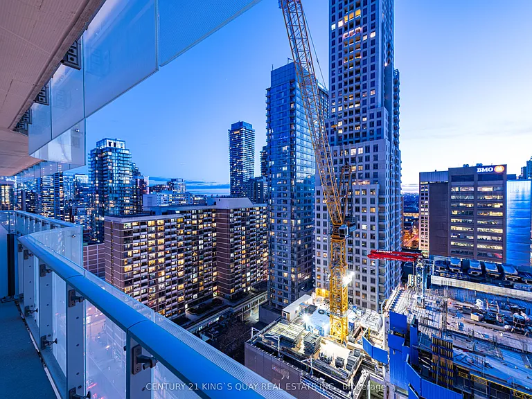 1 Bloor St E #1708 — Photo 23