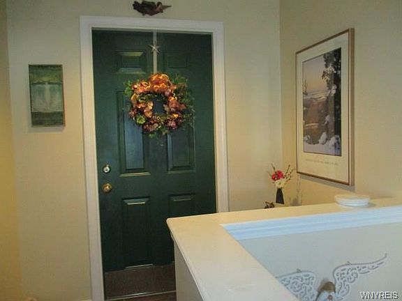 3rd image of 400 West Ave Unit L2