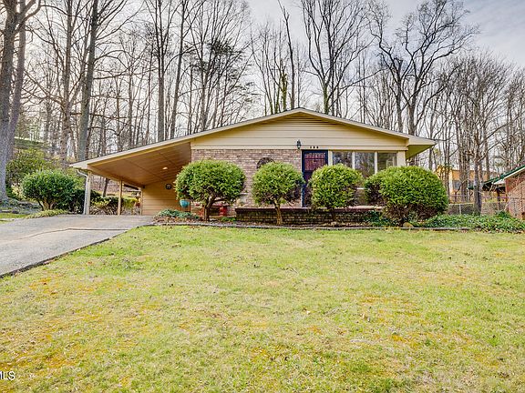 2nd image of 138 Horseshoe Dr