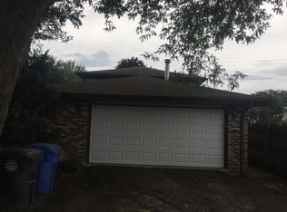 7500 Garden Ln, Justice, IL 60458