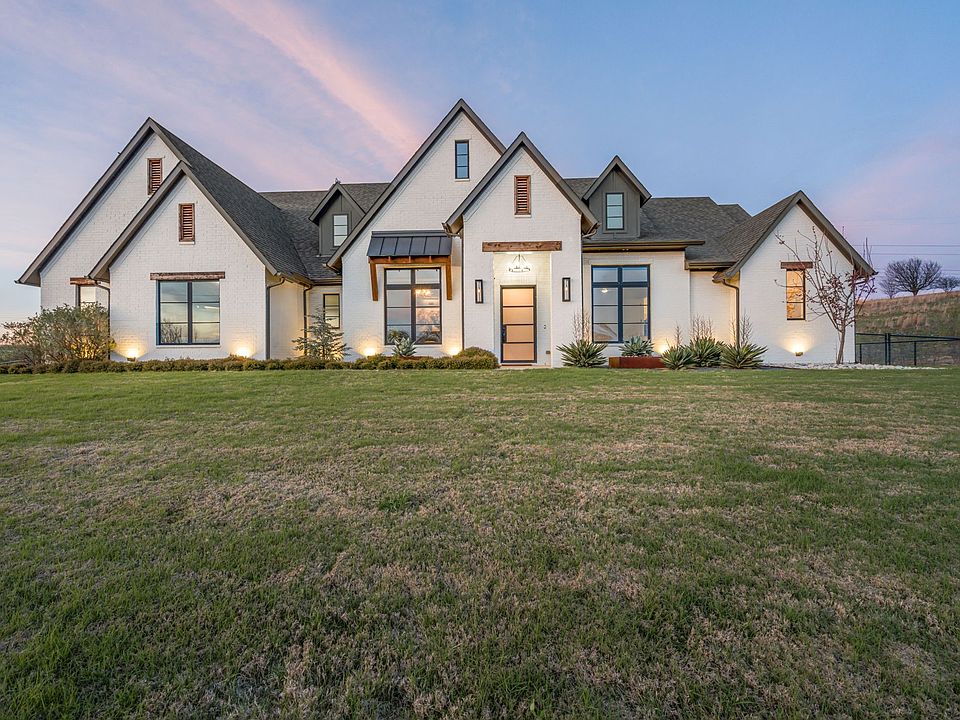 1st image of 132 Aledo Ridge Rd