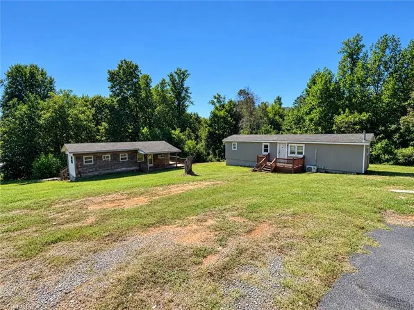 118 Hamlet Pl, Ronda, NC 28670