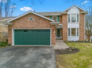 1 Parkway Pl, Hamilton, ON L9H6K3