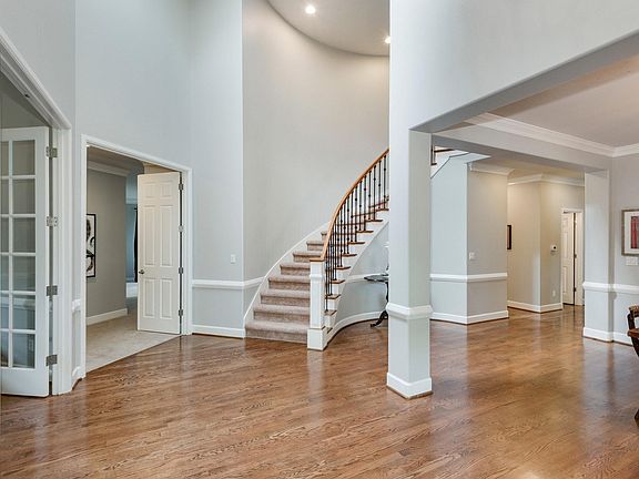 4th image of 25757 SE 31st Pl
