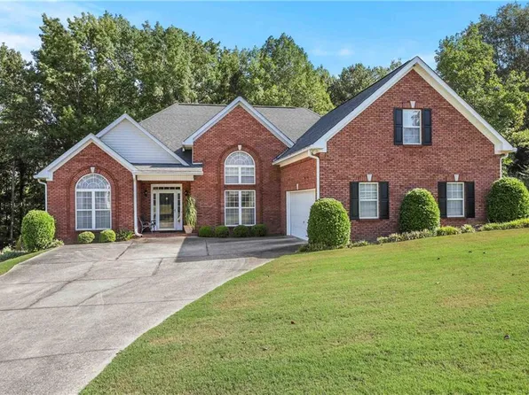 376 Greystone Ln, Douglasville, GA 30134