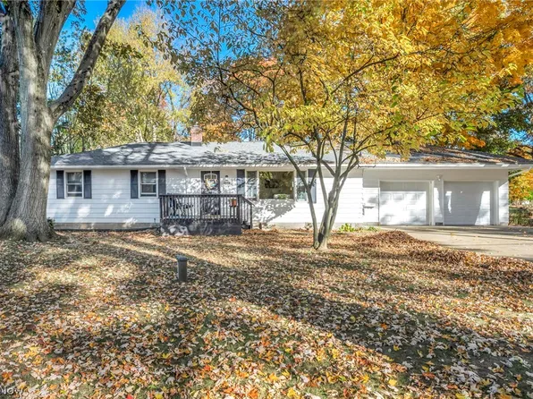1549 Moreview Dr, Akron, OH 44321
