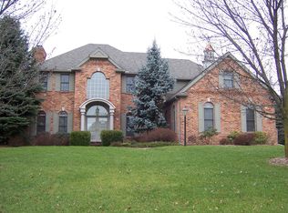 26409 Stirling Ct, Perrysburg, OH